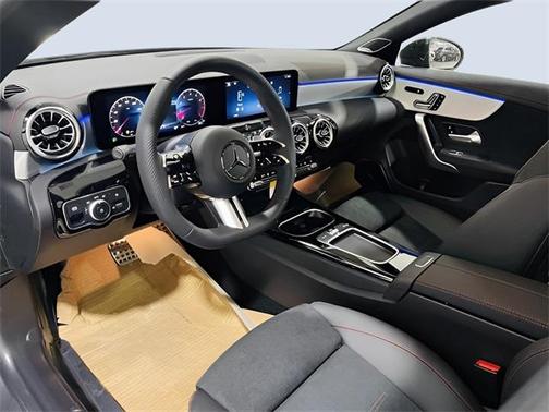 2024 Mercedes-Benz CLA 250 4MATIC