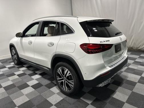 2025 Mercedes-Benz GLA 250 4MATIC