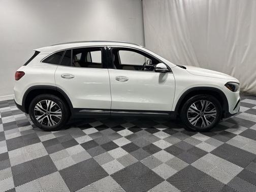 2025 Mercedes-Benz GLA 250 4MATIC