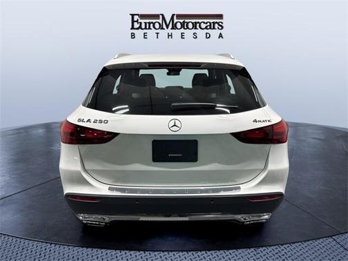 2025 Mercedes-Benz GLA 250 4MATIC