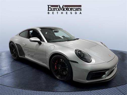2023 Porsche 911 Carrera GTS