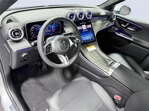 2025 Mercedes-Benz GLC 300 4MATIC