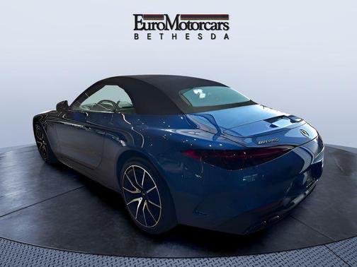 2026 Mercedes-Benz AMG SL 55 Base