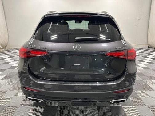 2025 Mercedes-Benz GLC 350e Base