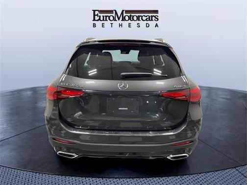 2025 Mercedes-Benz GLC 350e Base