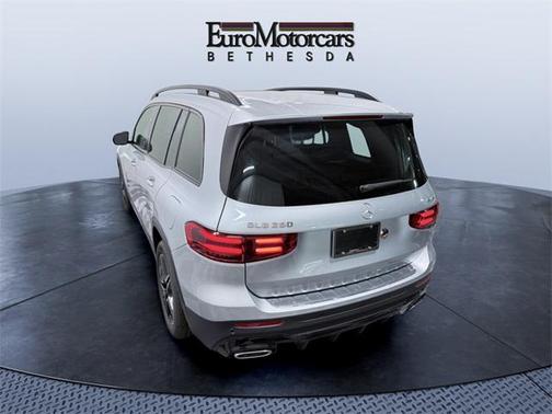 2025 Mercedes-Benz GLB 250 4MATIC