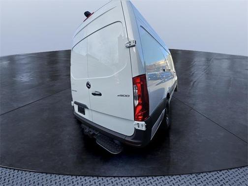 2025 Mercedes-Benz Sprinter 2500 High Roof