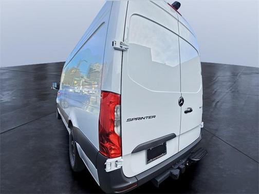 2025 Mercedes-Benz Sprinter 2500 High Roof