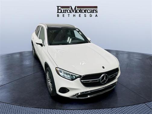 2025 Mercedes-Benz GLC 300 4MATIC
