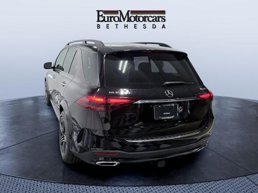 Obsidian Black Metallic 2026 Mercedes-Benz GLE 350 4MATIC