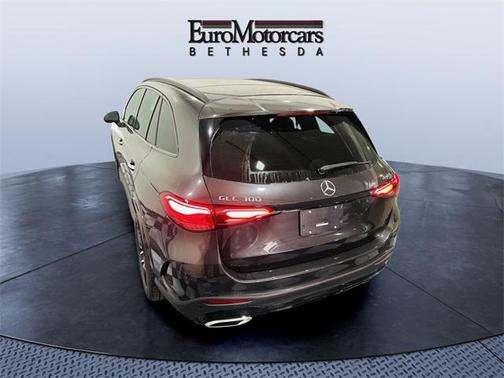 2026 Mercedes-Benz GLC 300 4MATIC