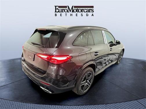 2026 Mercedes-Benz GLC 300 4MATIC