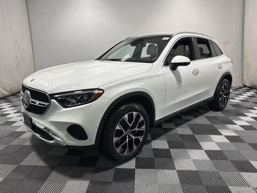 2025 Mercedes-Benz GLC 350e Base
