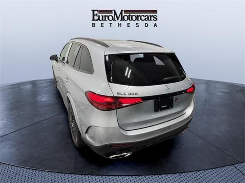 2025 Mercedes-Benz GLC 300 4MATIC