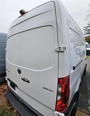 2025 Mercedes-Benz Sprinter 2500 Standard Roof