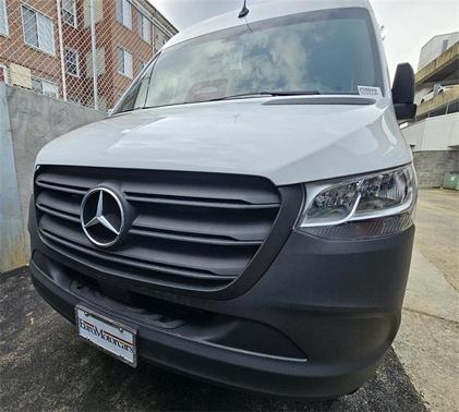 2025 Mercedes-Benz Sprinter 2500 Standard Roof