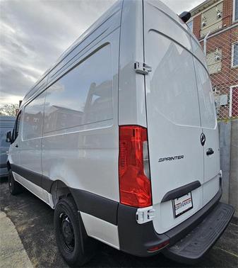 2025 Mercedes-Benz Sprinter 2500 Standard Roof