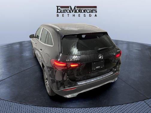 Night Black 2026 Mercedes-Benz GLA 250 4MATIC