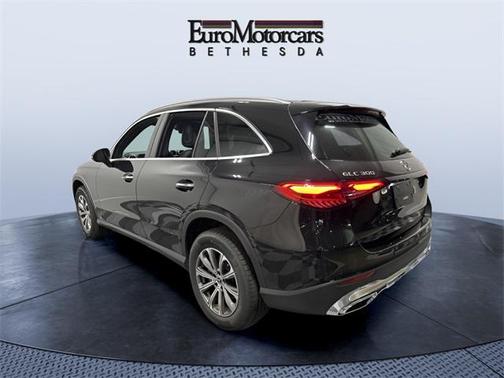 2025 Mercedes-Benz GLC 300 4MATIC