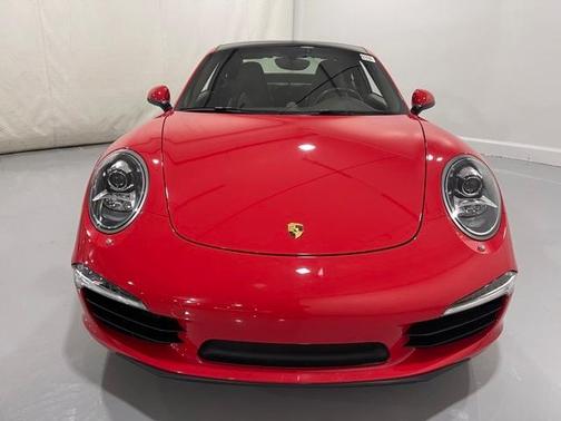 Photo 2 of 26 of 2013 Porsche 911