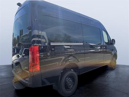 2025 Mercedes-Benz Sprinter 2500 Standard Roof