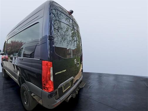 2025 Mercedes-Benz Sprinter 2500 Standard Roof