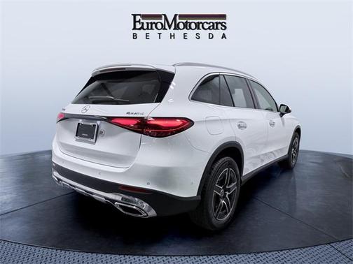 2026 Mercedes-Benz GLC 300 4MATIC