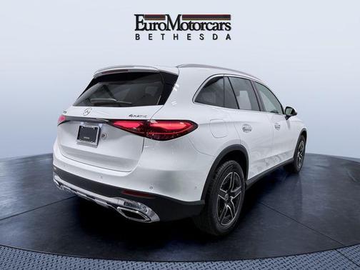 2026 Mercedes-Benz GLC 300 4MATIC
