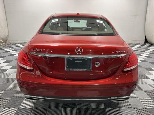 2017 Mercedes-Benz E-Class E 300 4MATIC