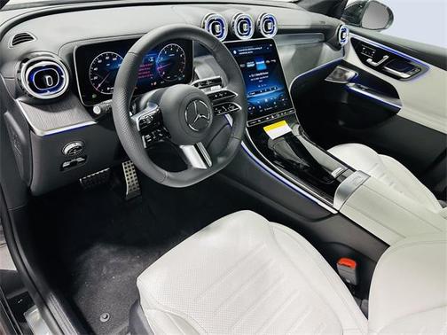 2026 Mercedes-Benz GLC 300 4MATIC