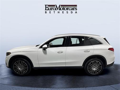 2025 Mercedes-Benz GLC 300 4MATIC