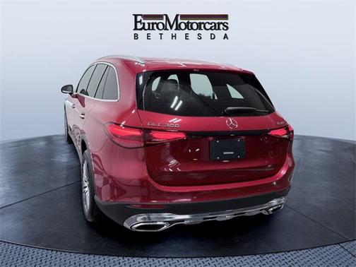 2026 Mercedes-Benz GLC 300 4MATIC