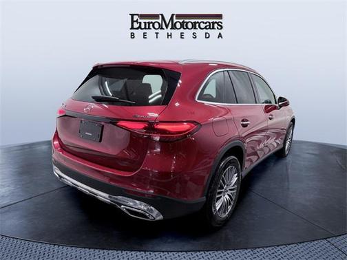 2026 Mercedes-Benz GLC 300 4MATIC