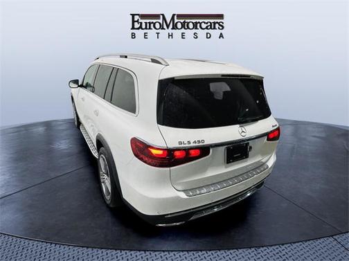 2025 Mercedes-Benz GLS 450 4MATIC