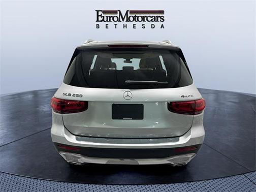 2021 Mercedes-Benz GLB 250 4MATIC