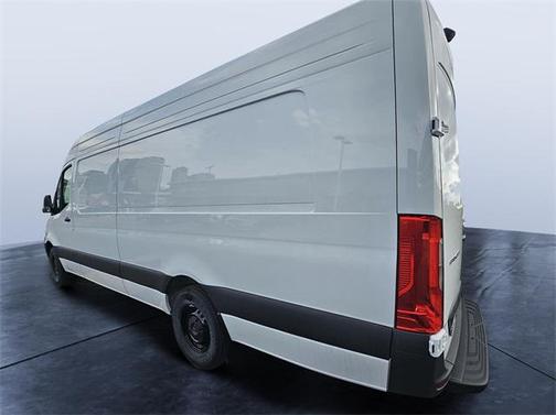 2025 Mercedes-Benz Sprinter 2500 High Roof