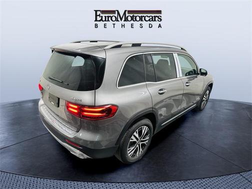2025 Mercedes-Benz GLB 250 4MATIC