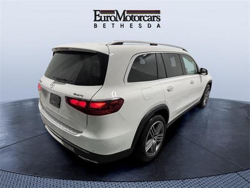 2025 Mercedes-Benz GLS 450 4MATIC