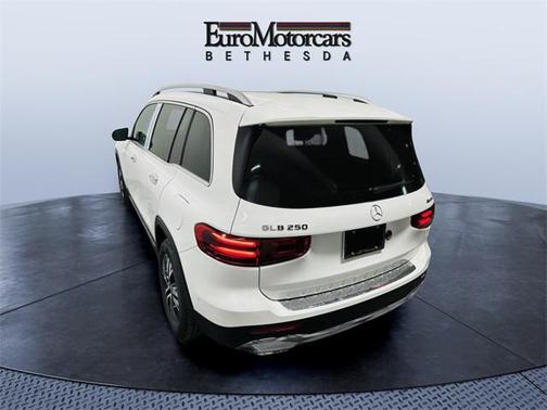 2025 Mercedes-Benz GLB 250 4MATIC