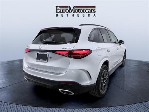 2026 Mercedes-Benz GLC 300 4MATIC
