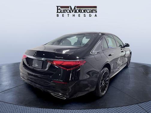 Obsidian Black Metallic 2026 Mercedes-Benz S-Class S 580 4MATIC