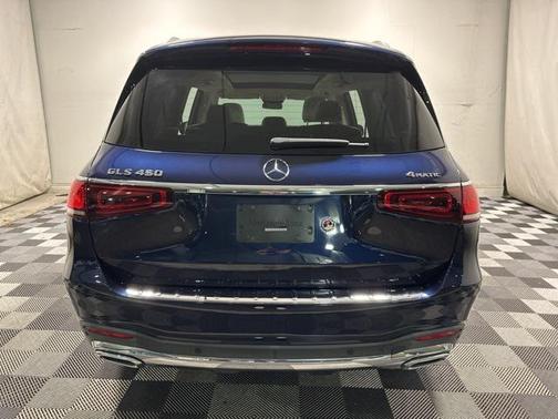 2022 Mercedes-Benz GLS 450 4MATIC