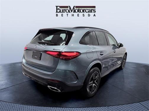 2026 Mercedes-Benz GLC 300 4MATIC