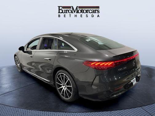 Graphite Gray Metallic 2023 Mercedes-Benz EQS 580 4MATIC