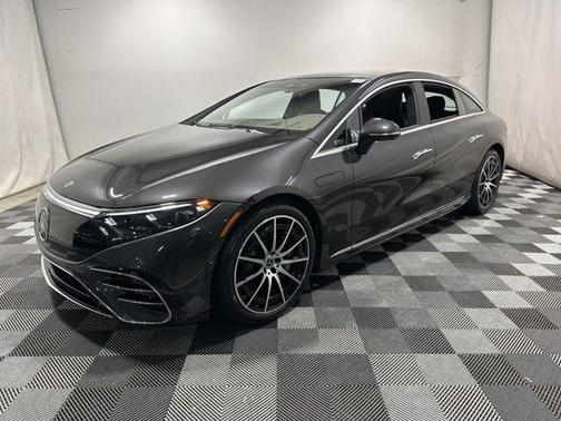 Graphite Gray Metallic 2023 Mercedes-Benz EQS 580 4MATIC