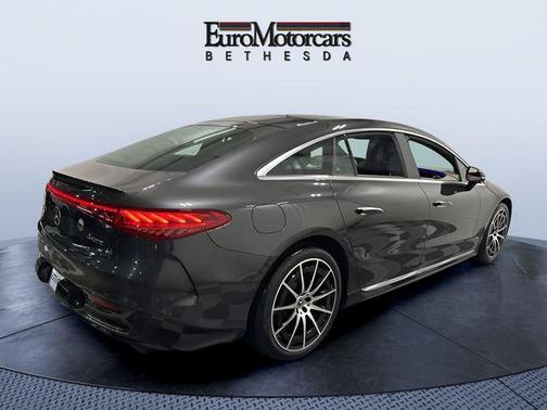 Graphite Gray Metallic 2023 Mercedes-Benz EQS 580 4MATIC