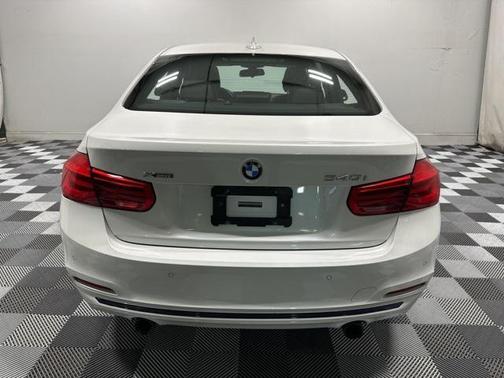 2016 BMW 340 i xDrive