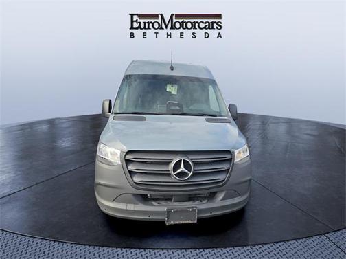 2025 Mercedes-Benz Sprinter 2500 Crew 170 WB