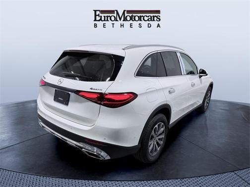 2026 Mercedes-Benz GLC 300 4MATIC