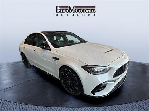 2024 Mercedes-Benz AMG C 63 S E Performance
